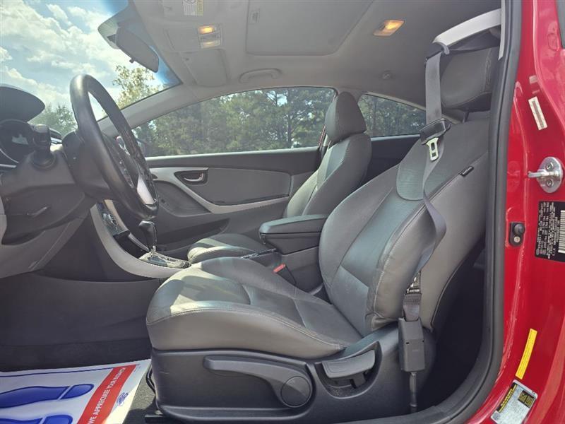 Hyundai Elantra  2013