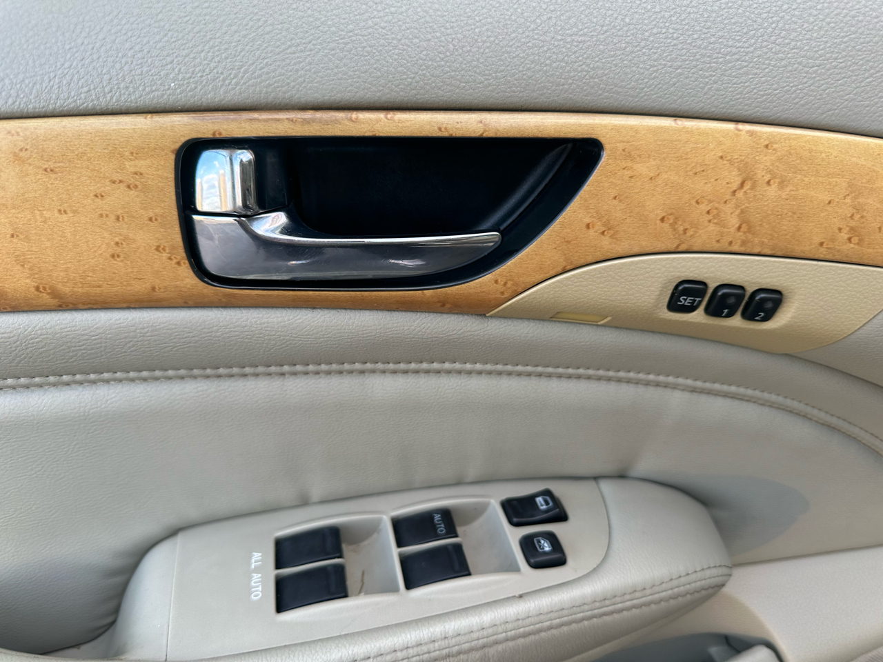 Infiniti Q45 Luxury 2003