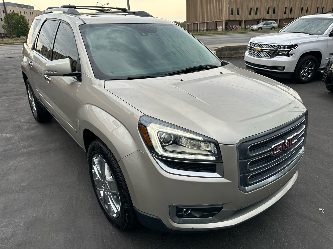 GMC Acadia Limited FWD 2017 GMC Acadia Limited FWD 2017