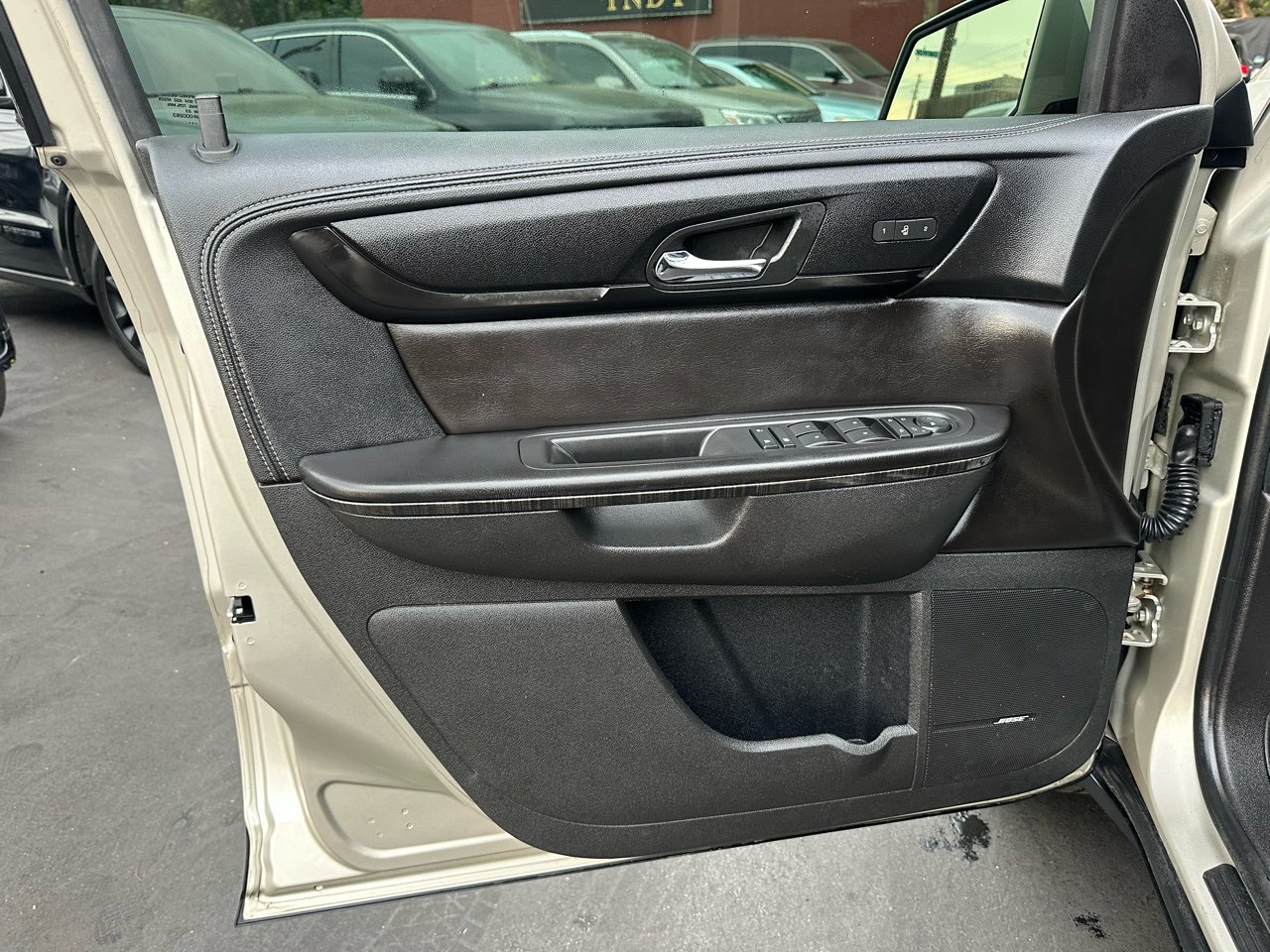 GMC Acadia Limited FWD 2017 GMC Acadia Limited FWD 2017