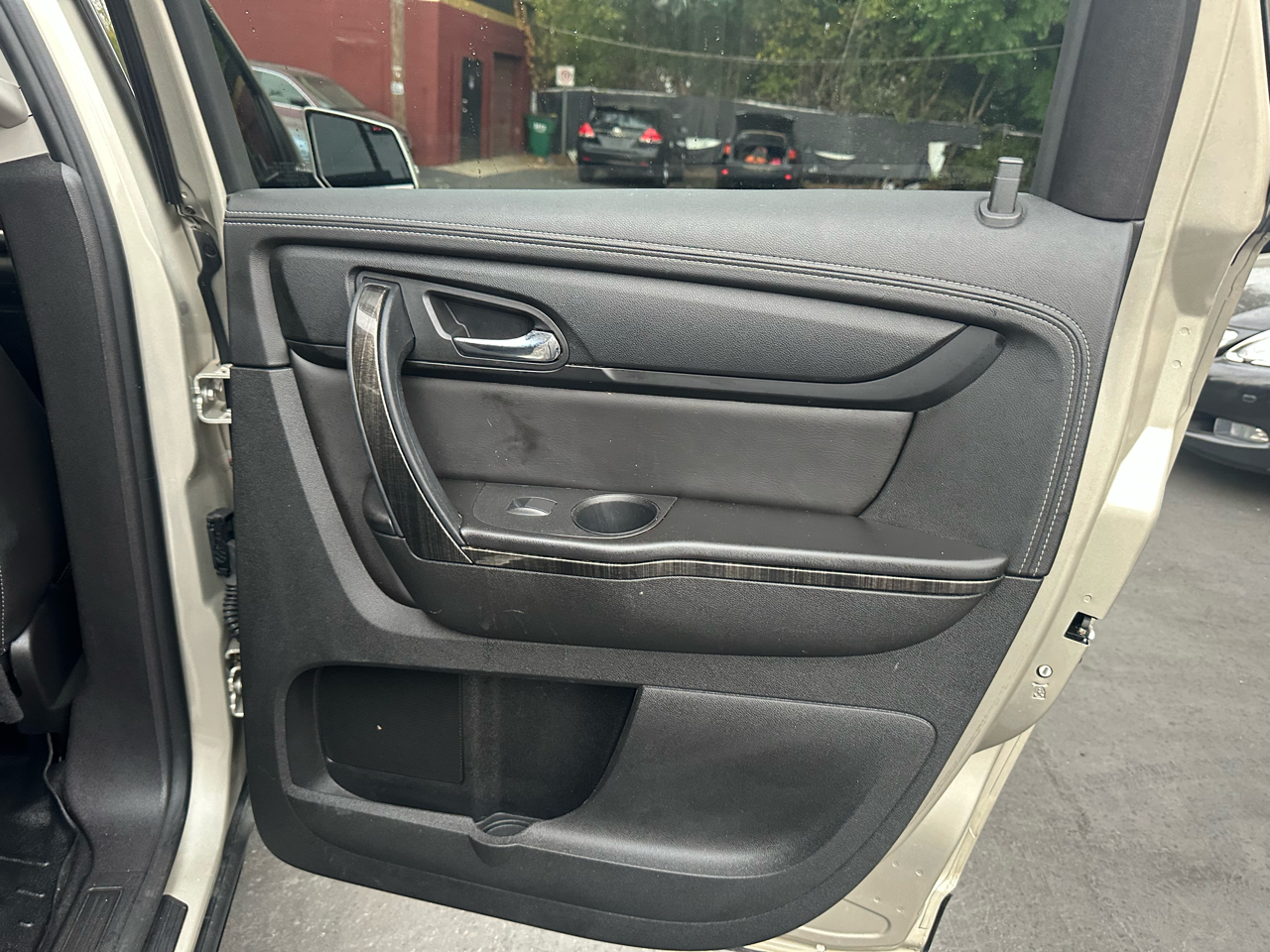 GMC Acadia Limited FWD 2017 GMC Acadia Limited FWD 2017