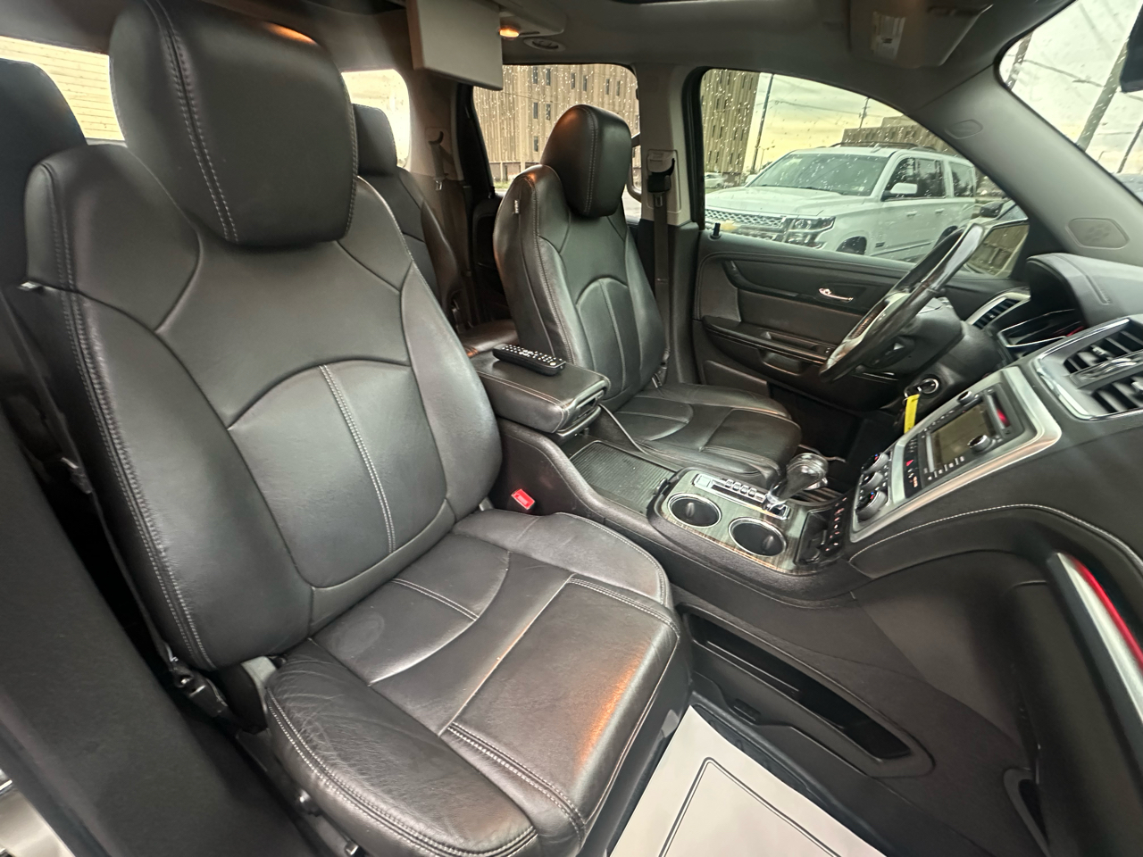 GMC Acadia Limited FWD 2017 GMC Acadia Limited FWD 2017