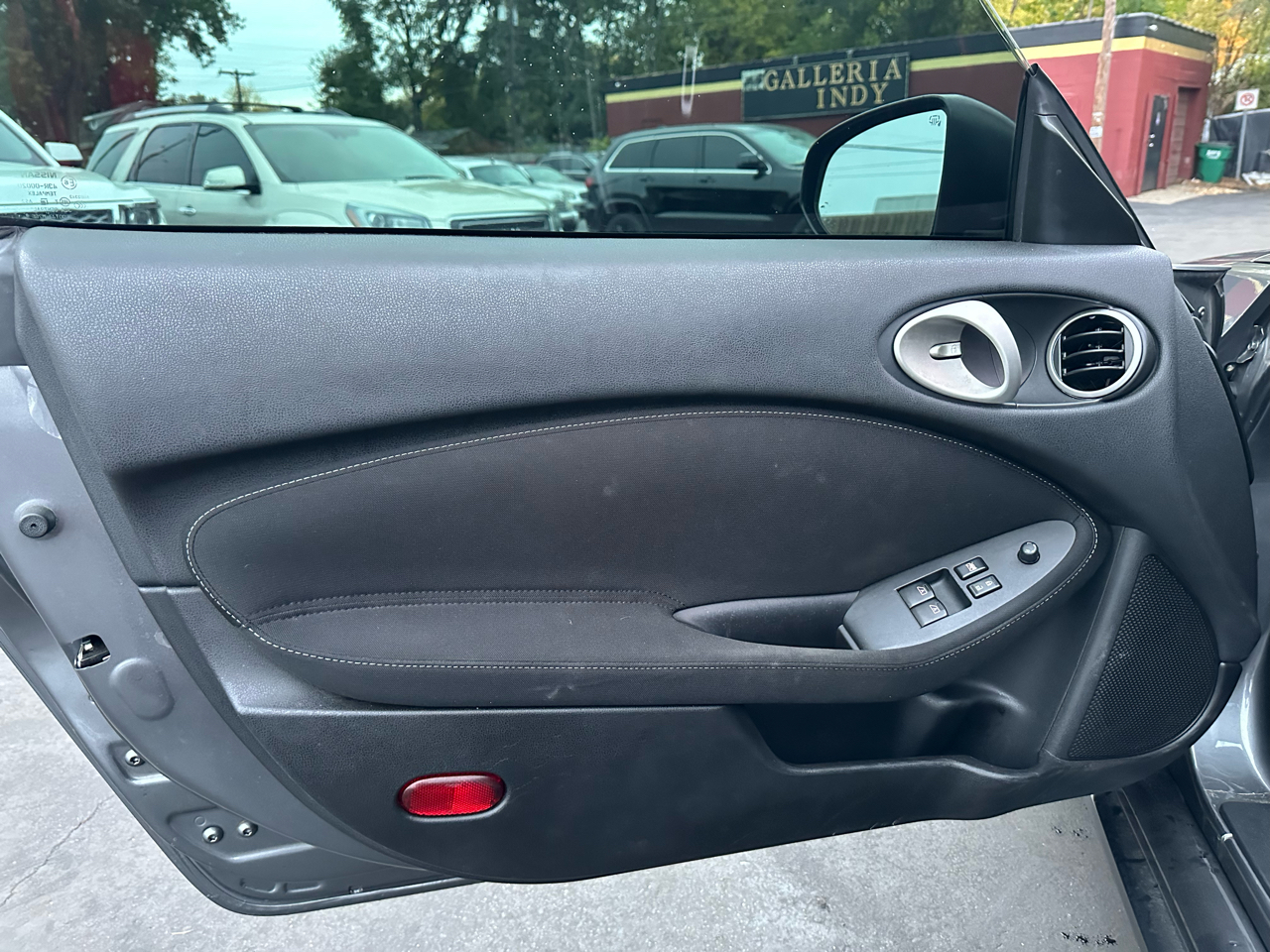 Nissan 370Z Coupe Sport Auto 2015 Nissan 370Z Coupe Sport Auto 2015