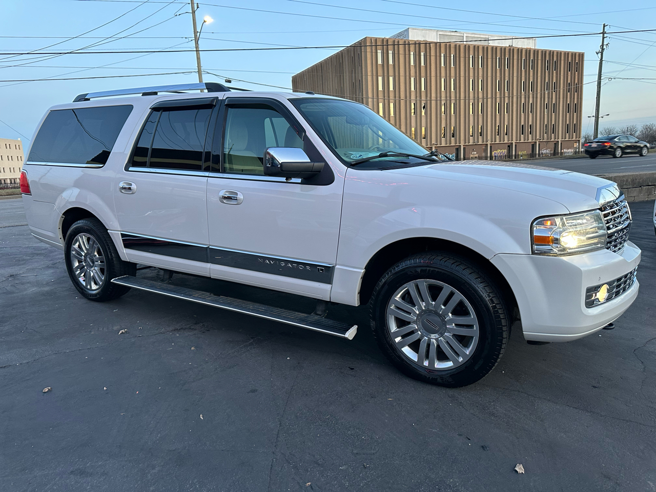 Lincoln Navigator L 4WD 2013