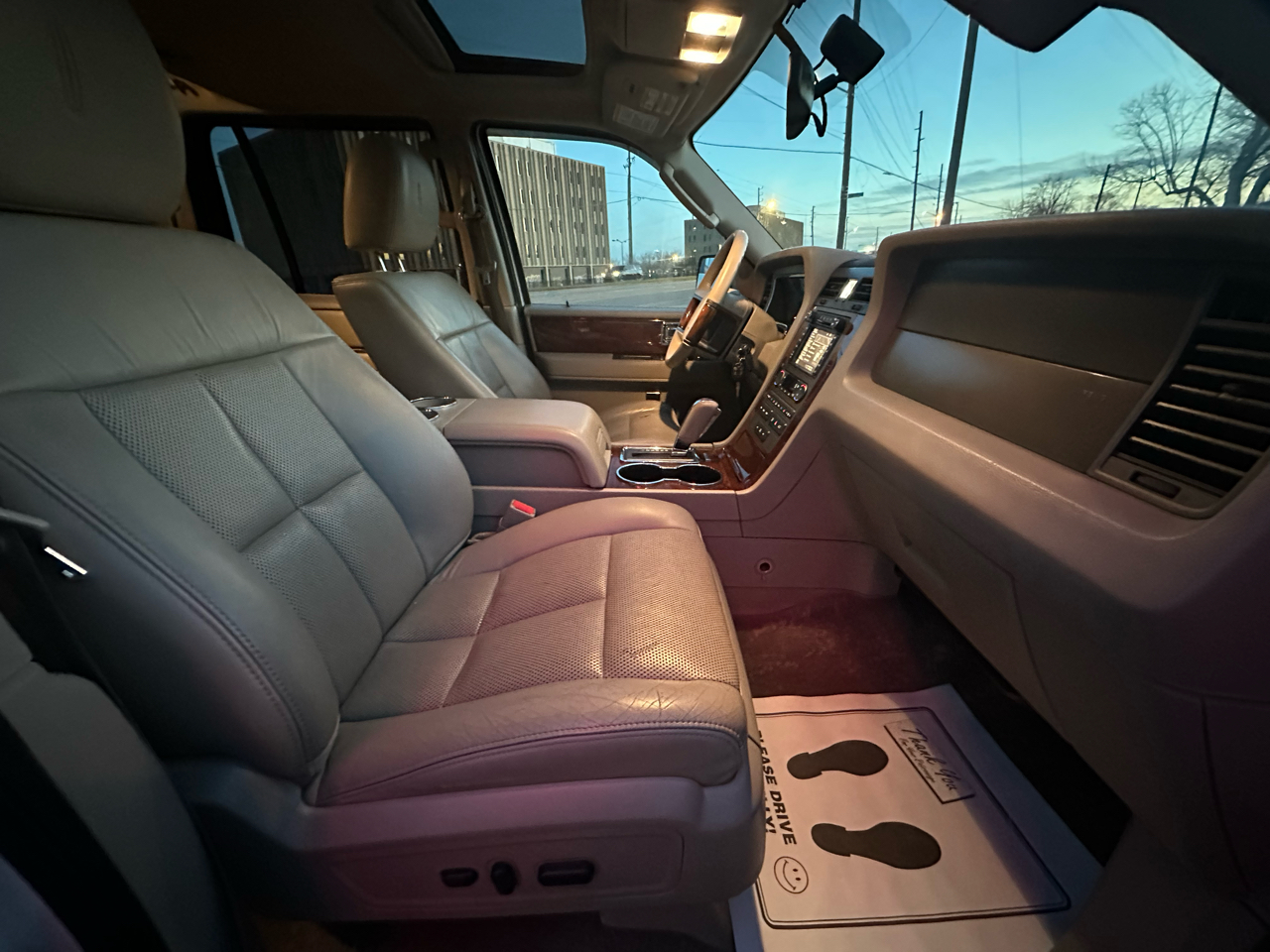 Lincoln Navigator L 4WD 2013