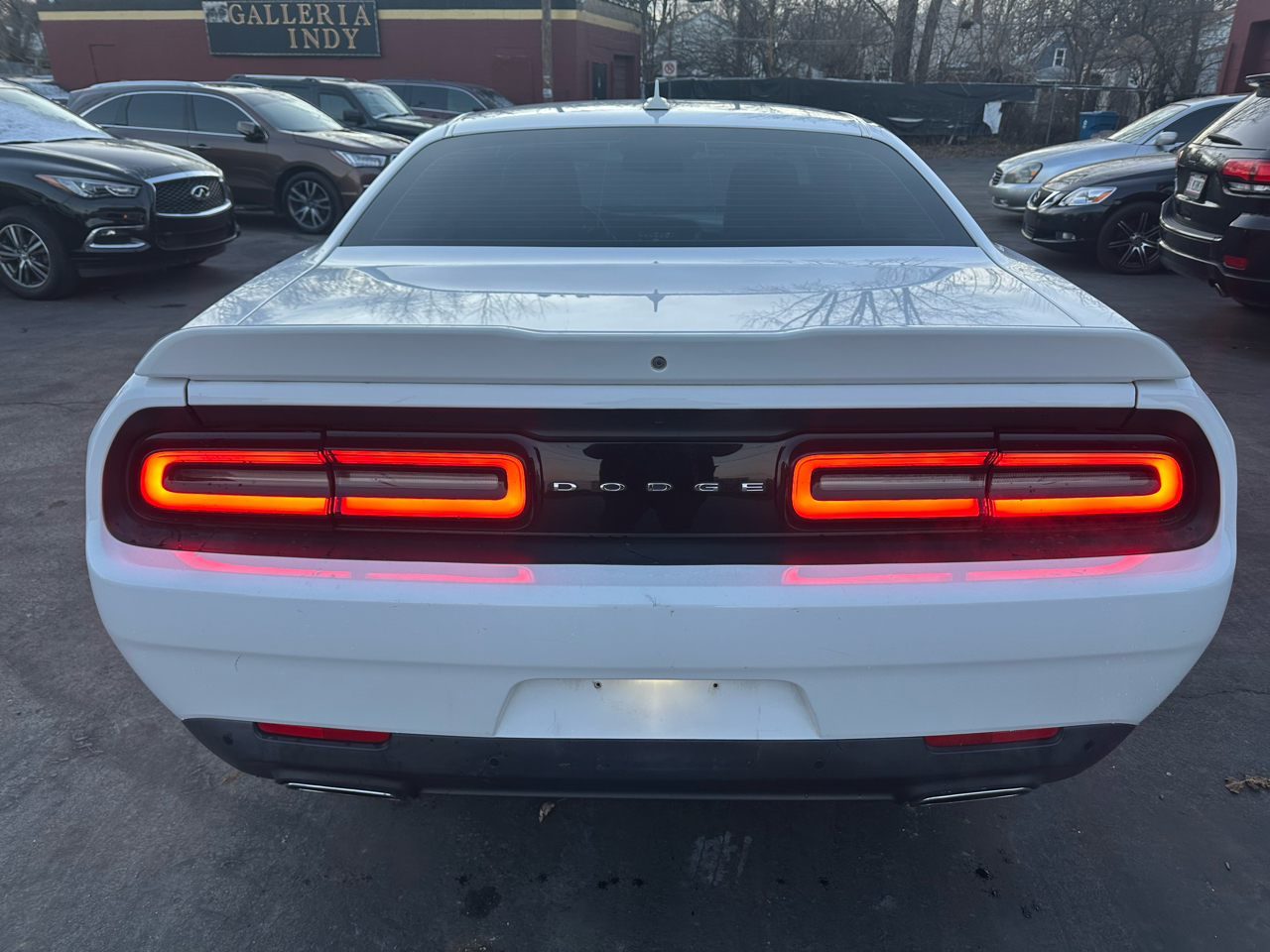 Dodge Challenger SXT Plus 2015