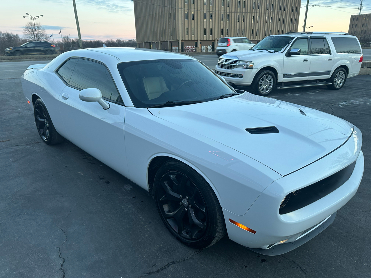Dodge Challenger SXT Plus 2015