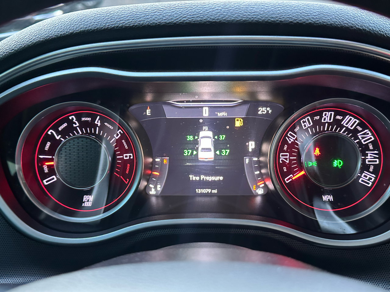 Dodge Challenger SXT Plus 2015