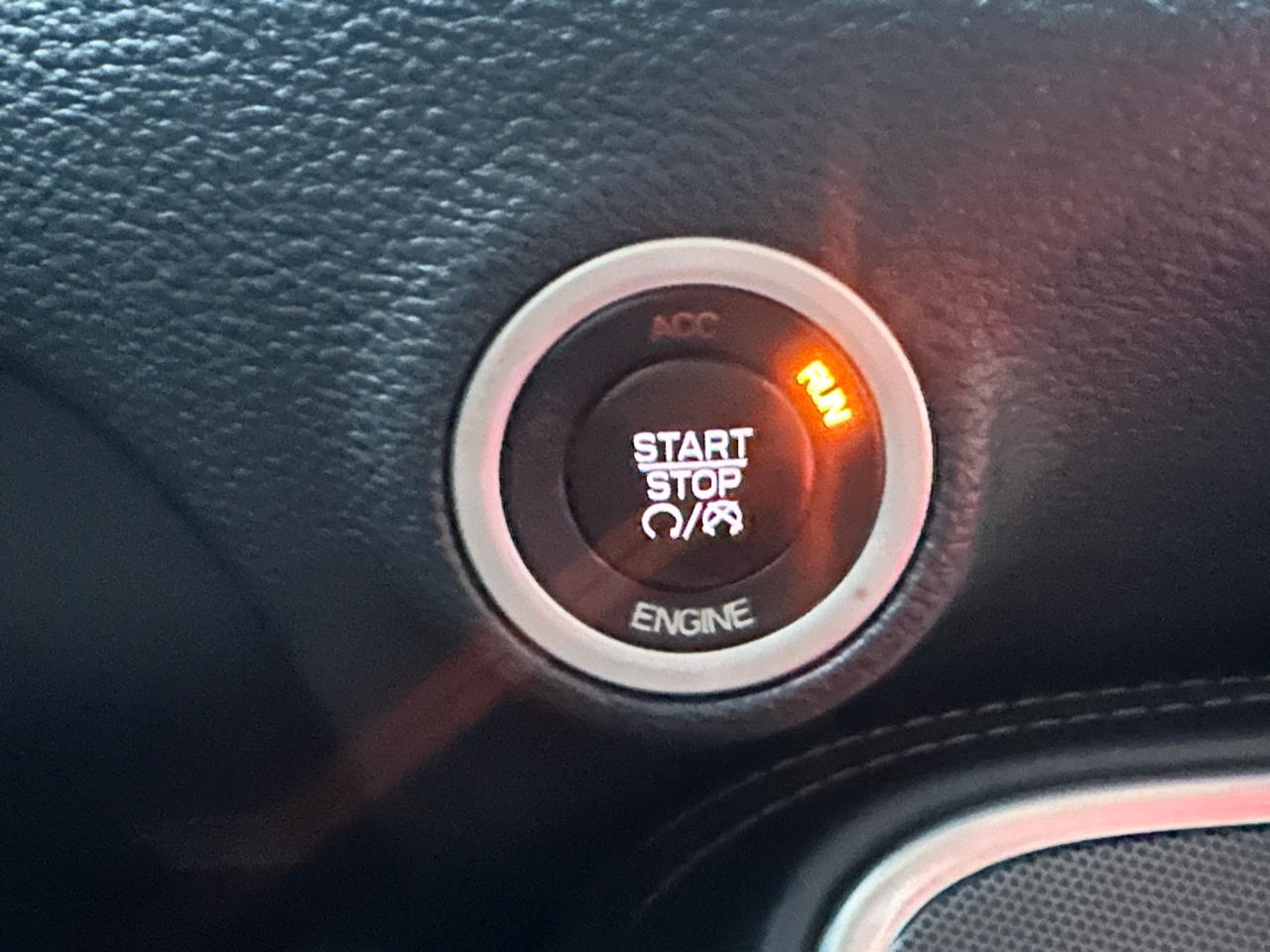 Dodge Challenger SXT Plus 2015