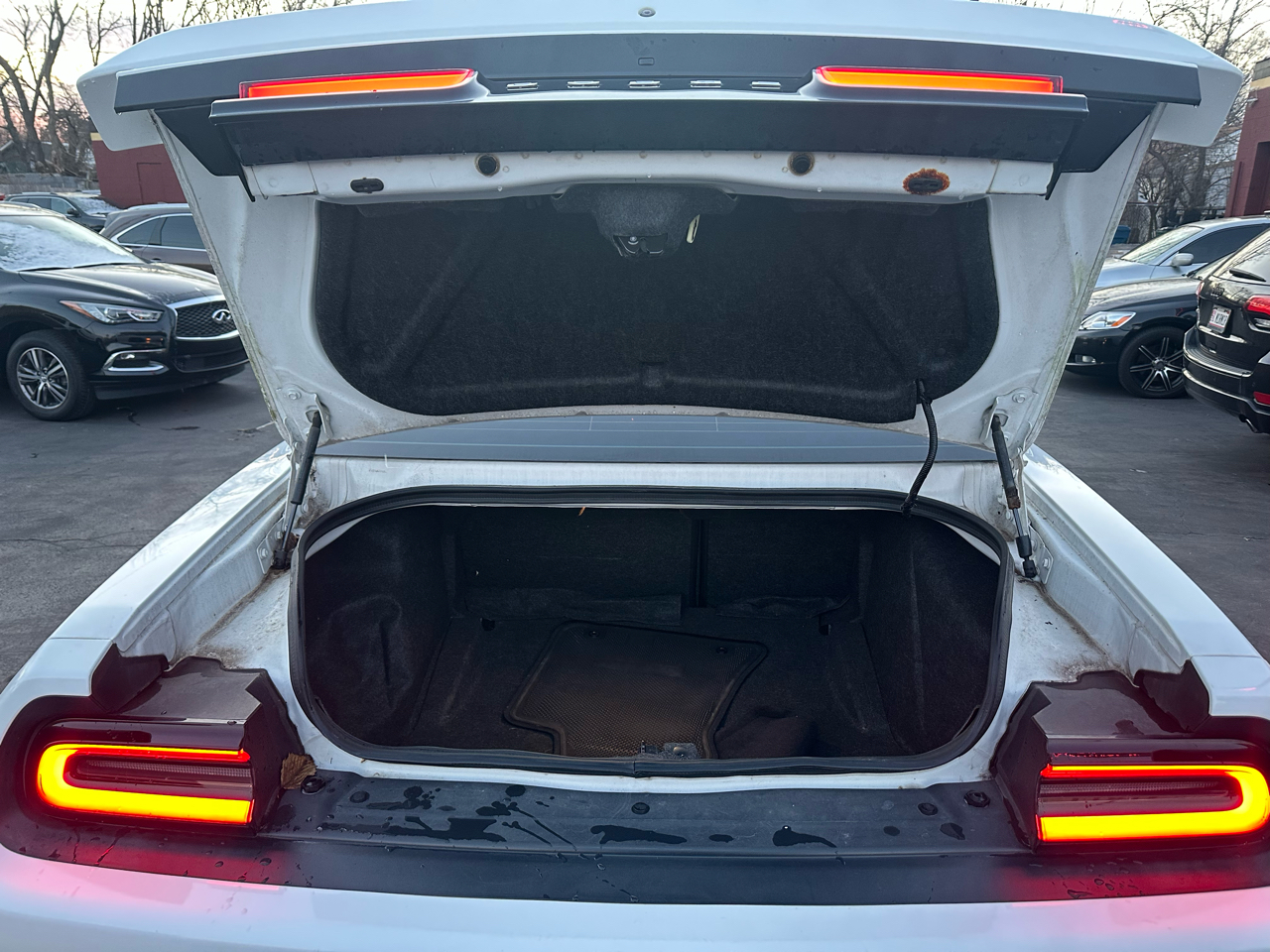 Dodge Challenger SXT Plus 2015