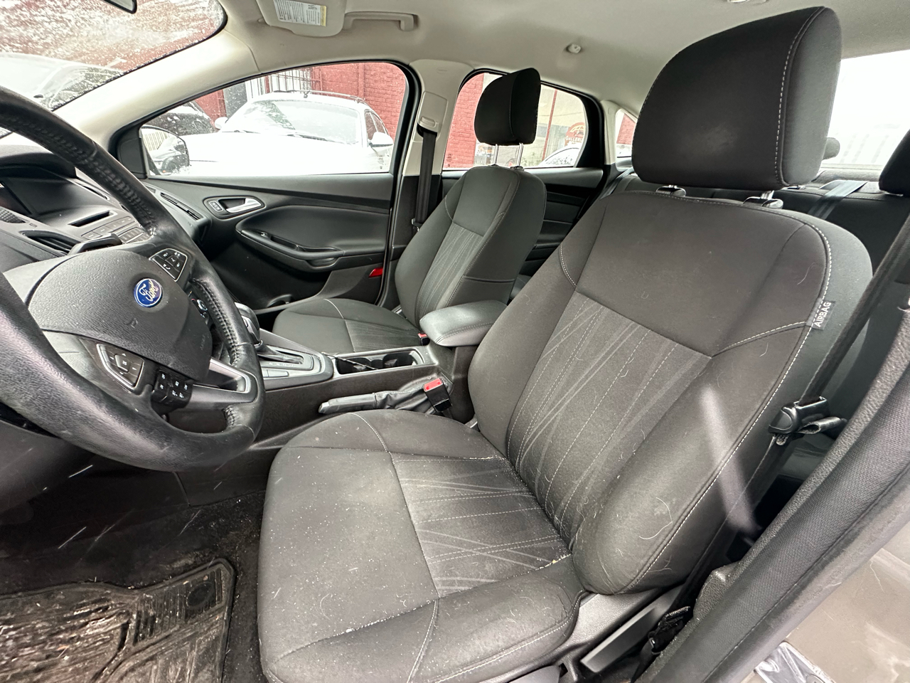 Ford Focus SE Sedan 2016