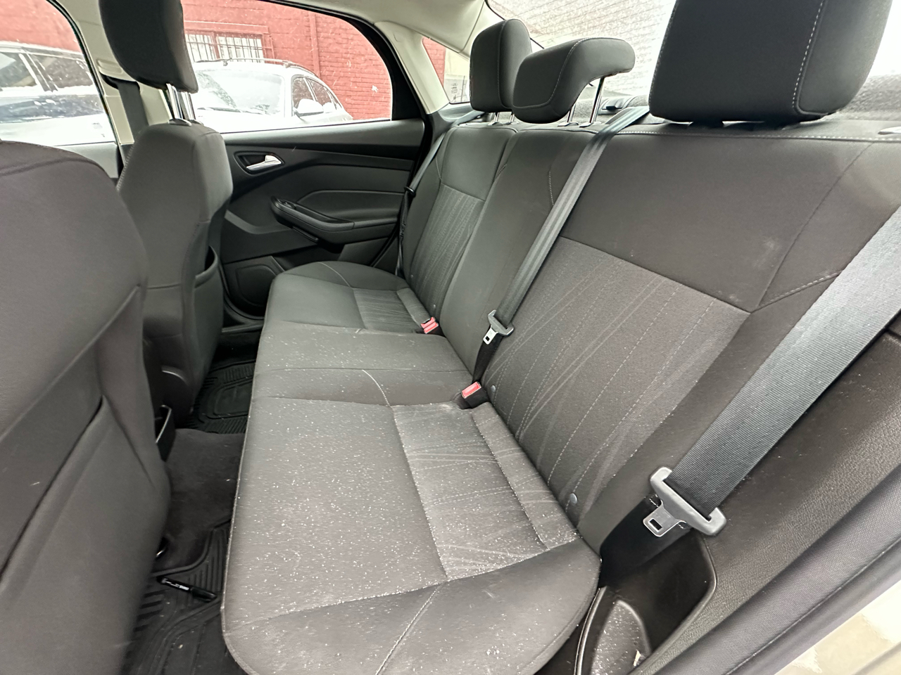 Ford Focus SE Sedan 2016