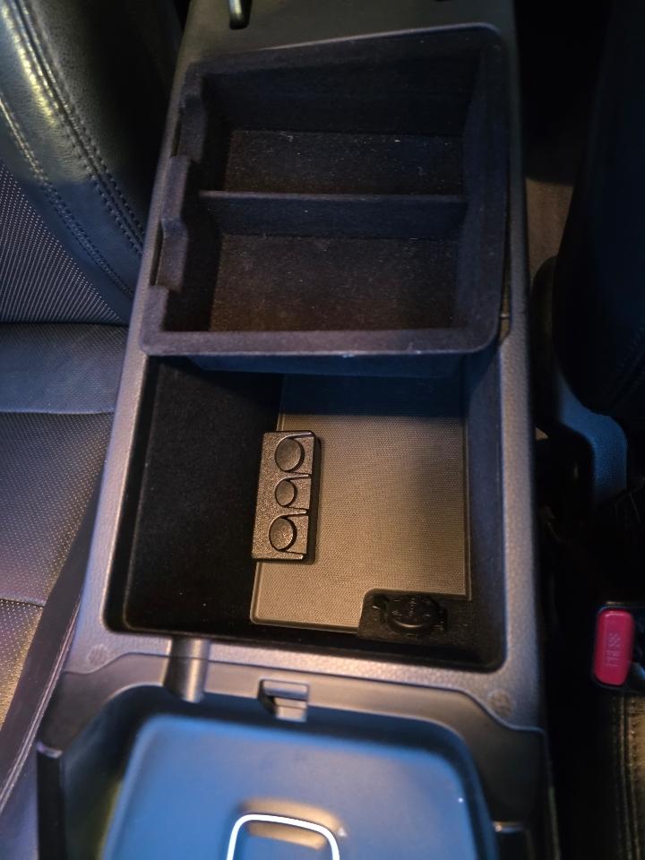 Kia Cadenza Sedan 2014