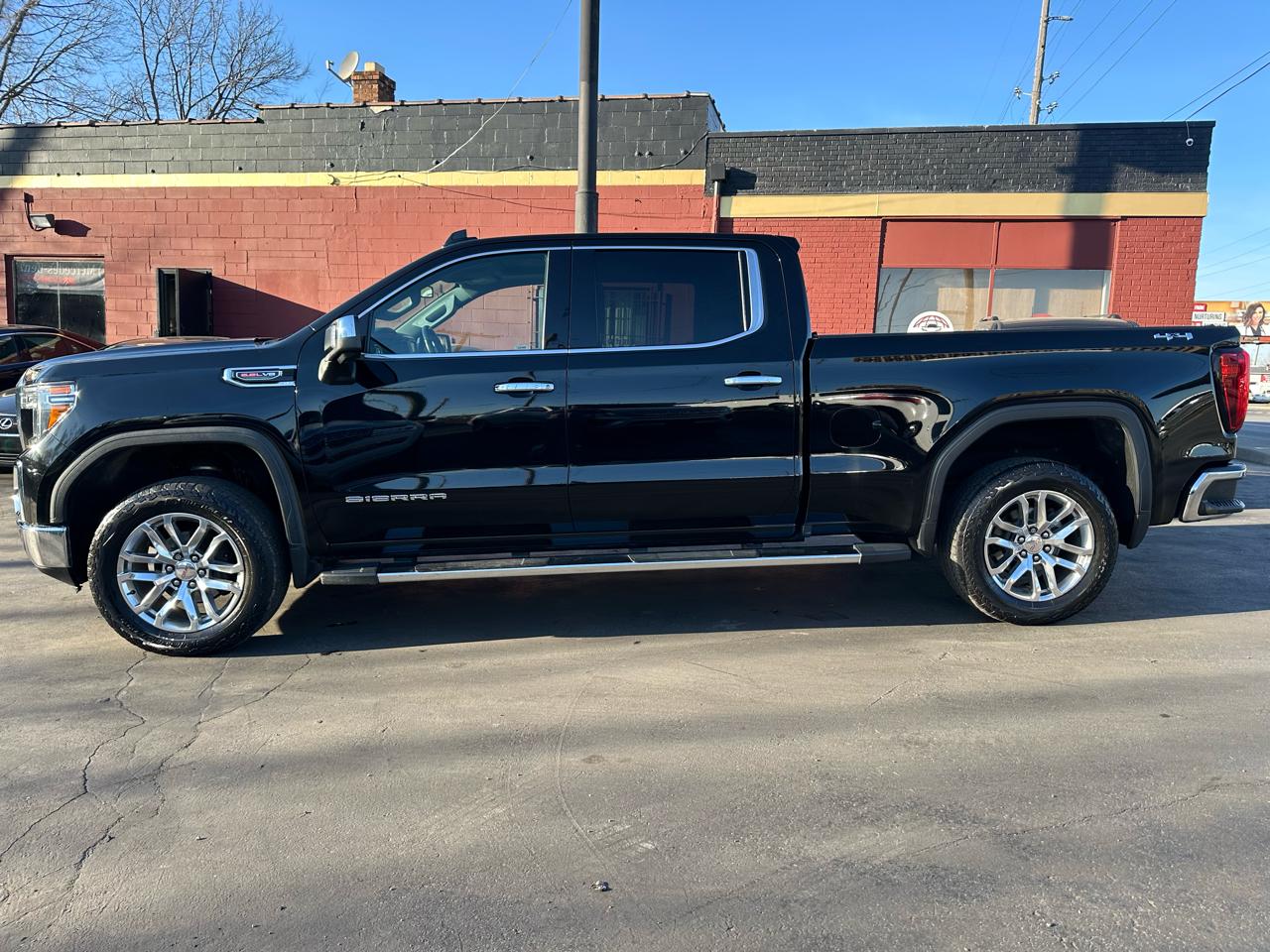 GMC Sierra 1500 SLT Crew Cab Long Box 4WD 2019