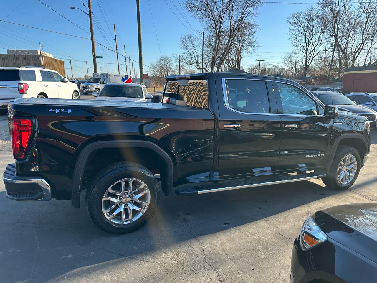 GMC Sierra 1500 SLT Crew Cab Long Box 4WD 2019