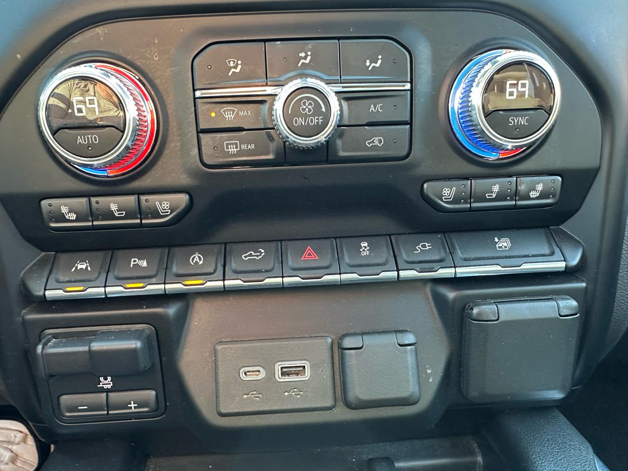 GMC Sierra 1500 SLT Crew Cab Long Box 4WD 2019