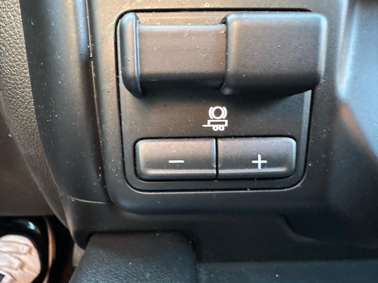 GMC Sierra 1500 SLT Crew Cab Long Box 4WD 2019