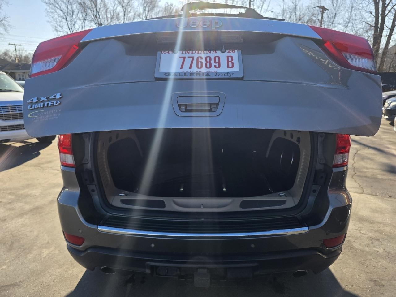 Jeep Grand Cherokee Limited 4WD 2013