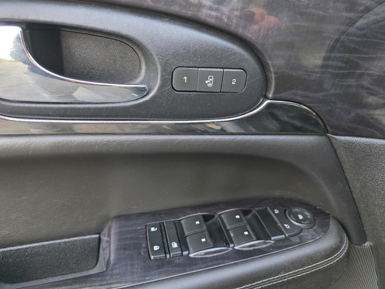 Buick Enclave Leather AWD 2015