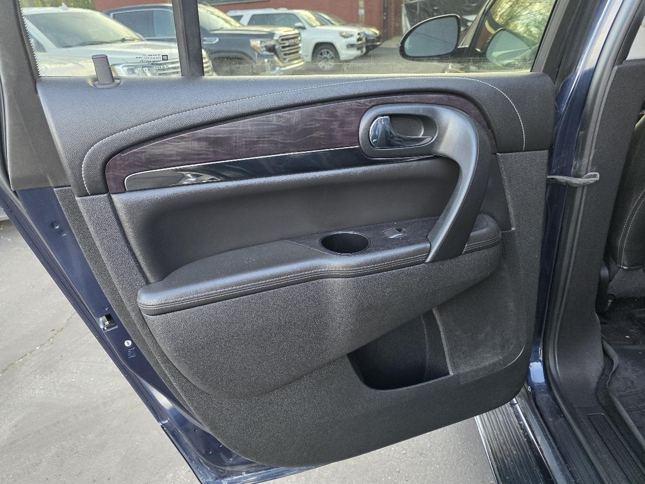 Buick Enclave Leather AWD 2015