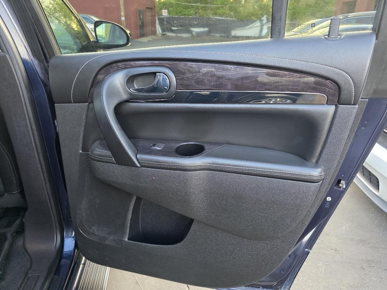 Buick Enclave Leather AWD 2015