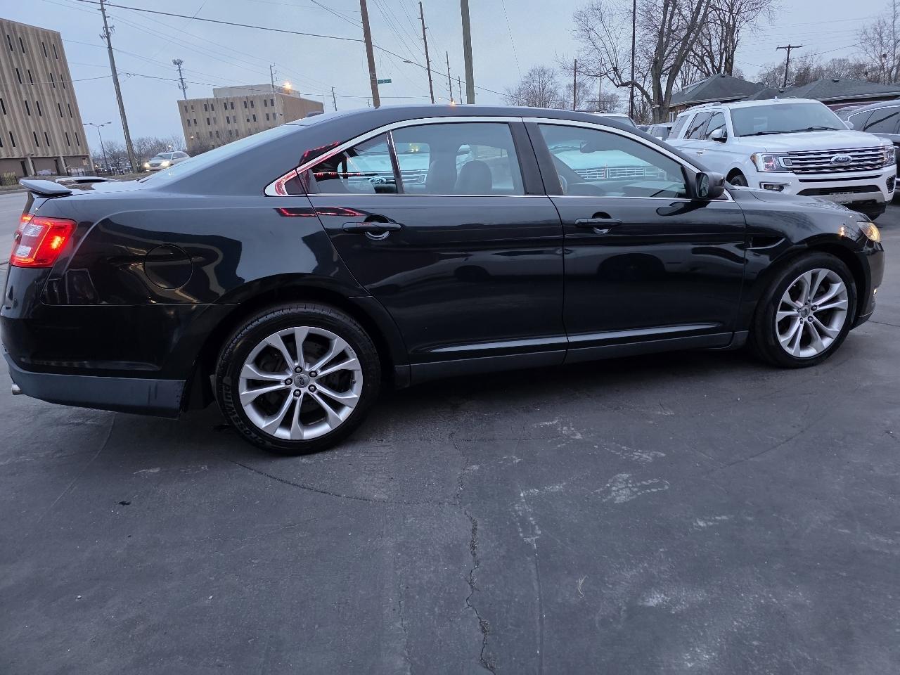 Ford Taurus SHO AWD 2014