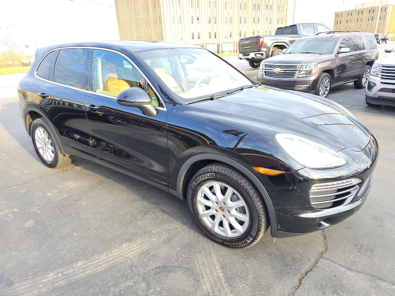 Porsche Cayenne Base 2013