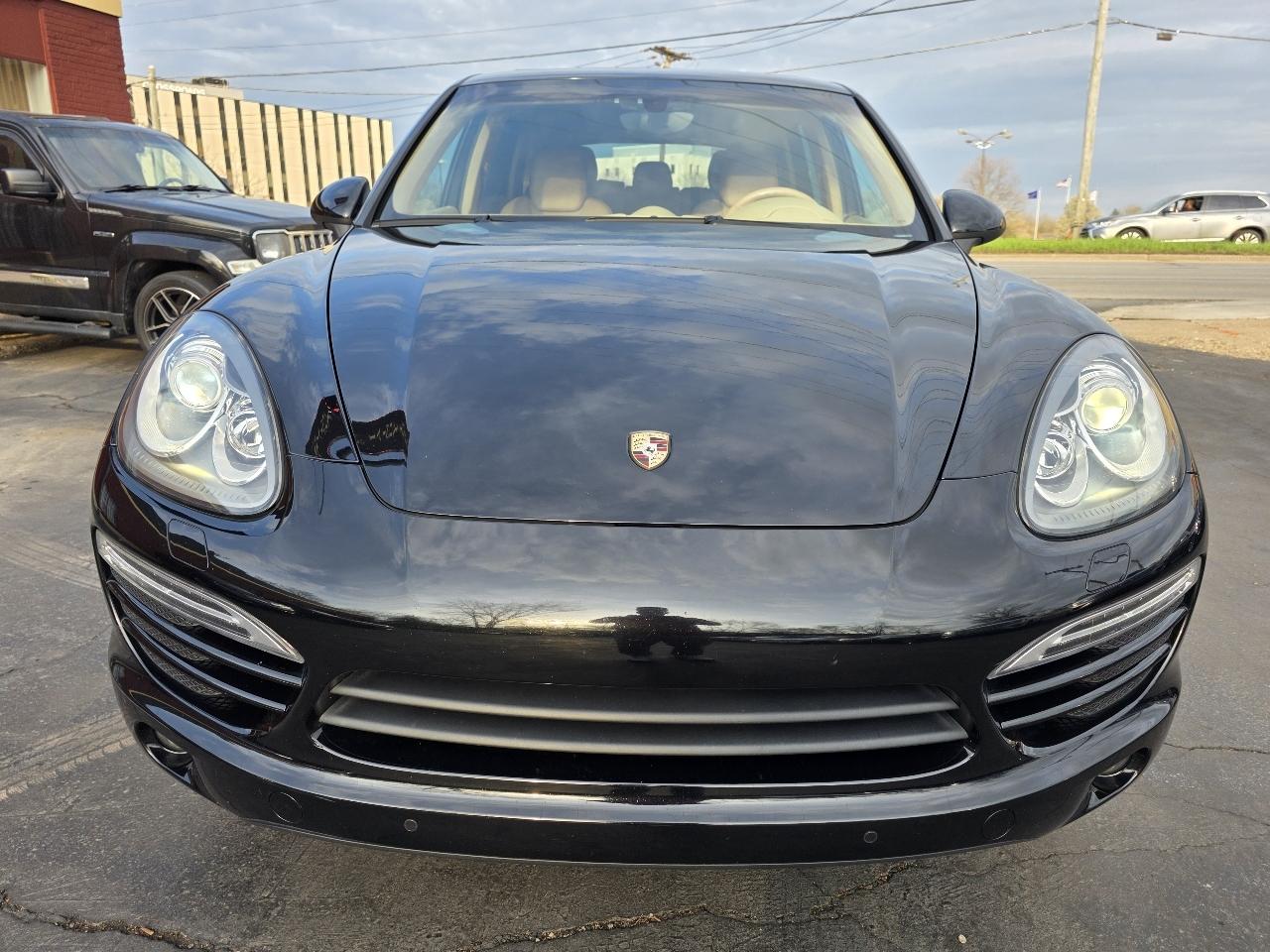 Porsche Cayenne Base 2013