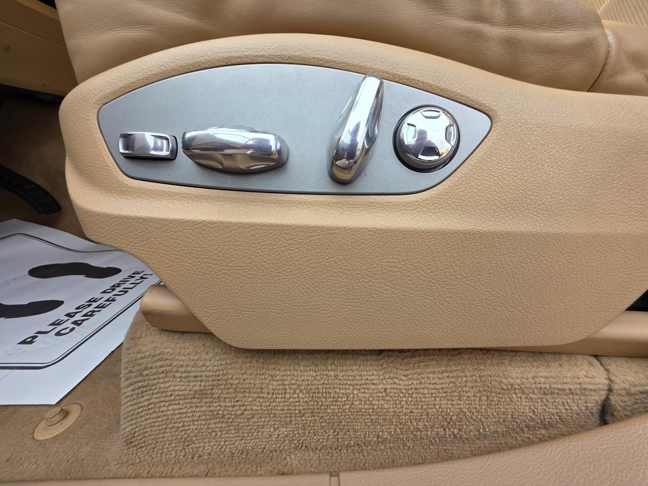 Porsche Cayenne Base 2013