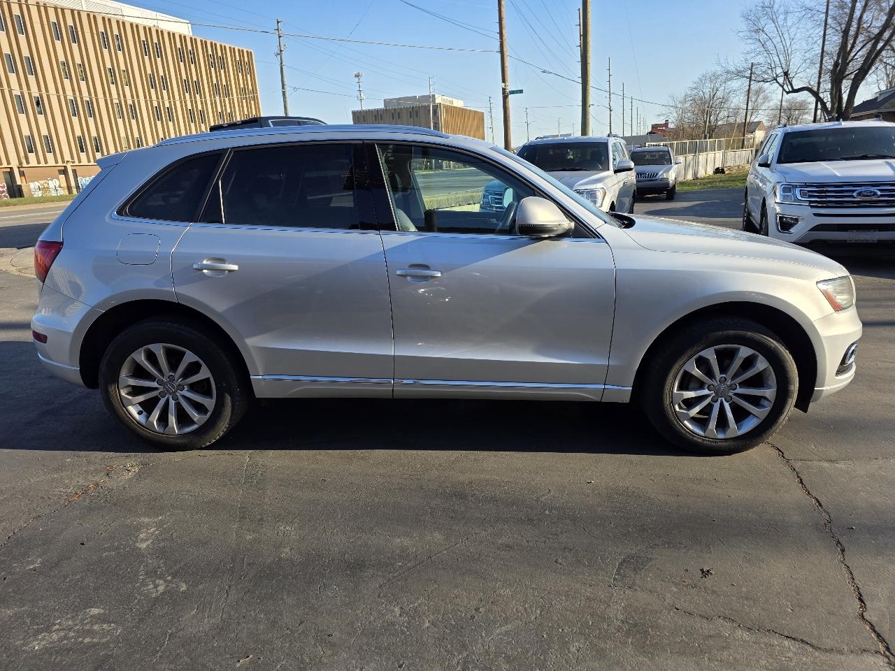 Audi Q5 quattro 4dr 2.0T Premium Plus 2013