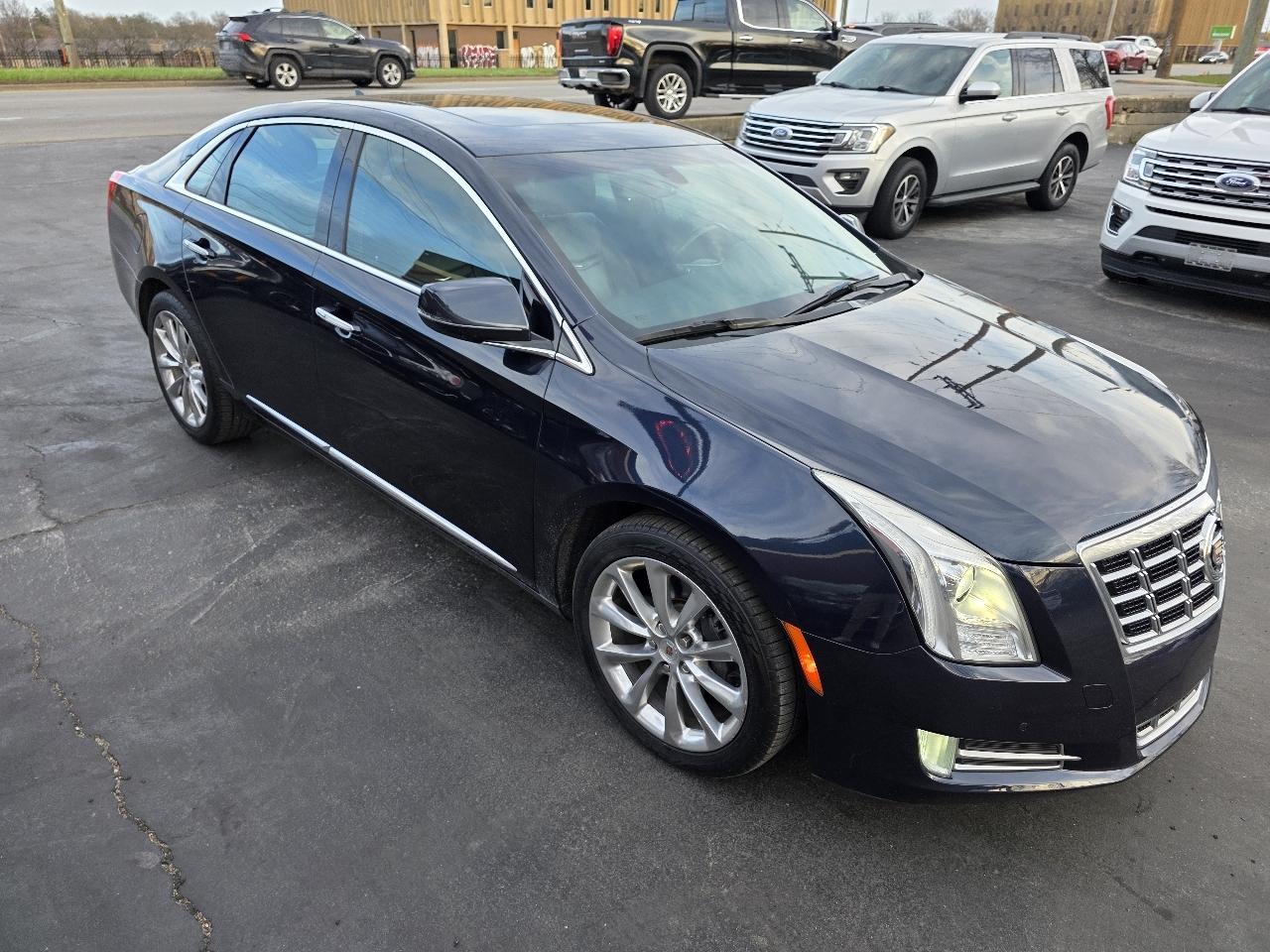 Cadillac XTS Luxury 2013