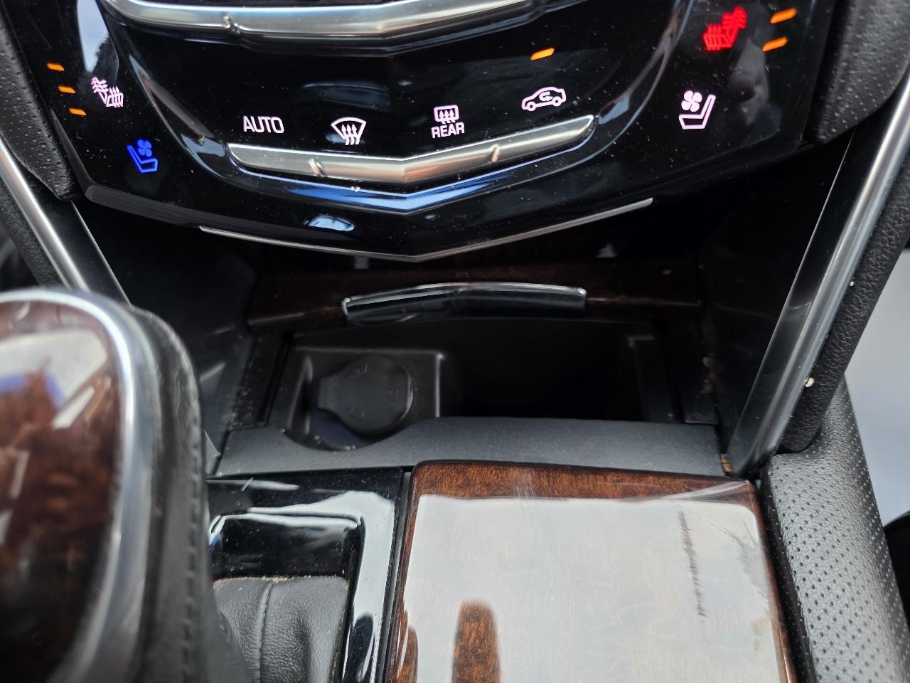 Cadillac XTS Luxury 2013