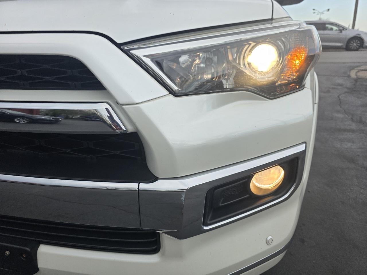 Toyota 4Runner SR5 4WD 2014