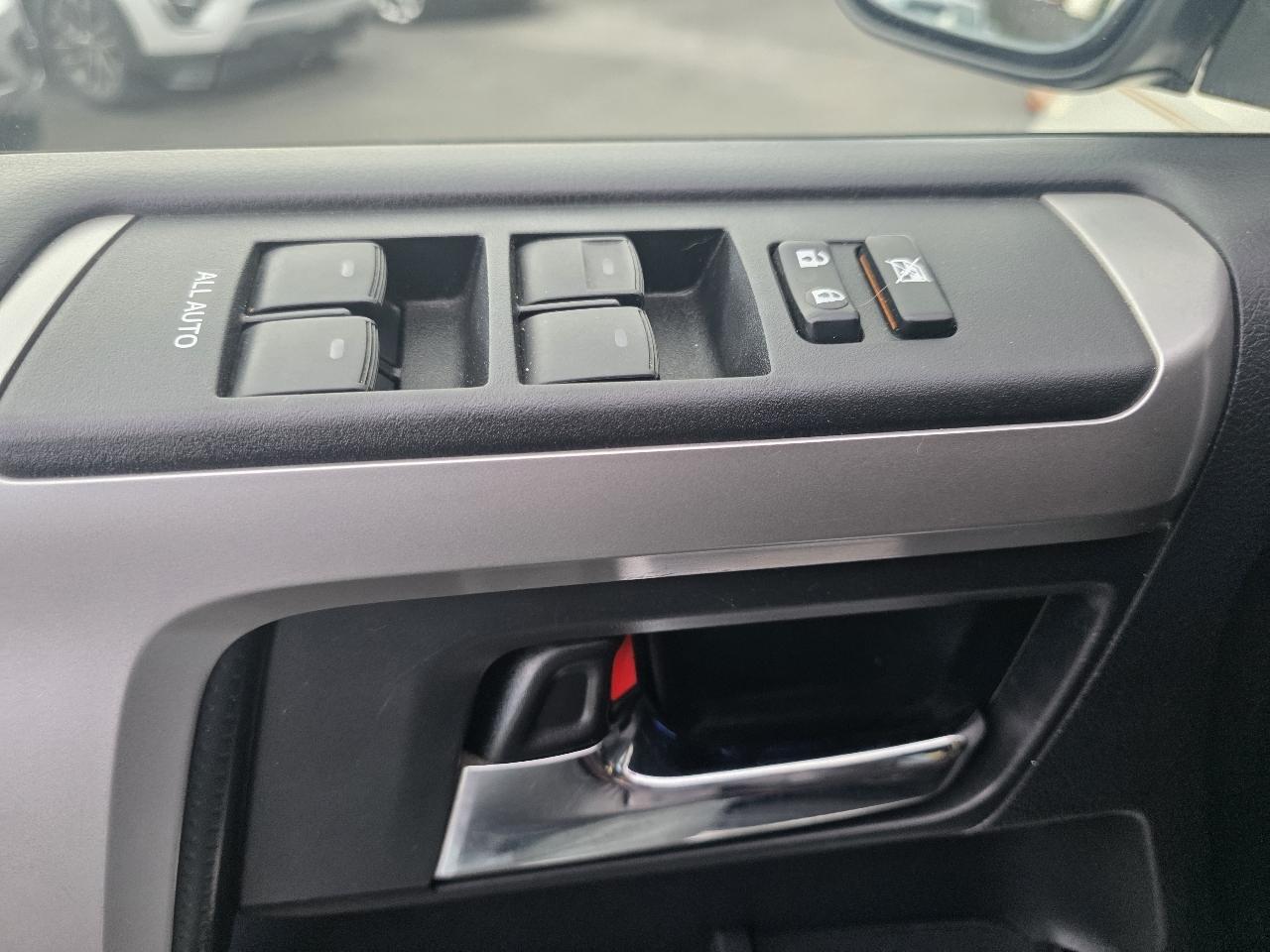 Toyota 4Runner SR5 4WD 2014