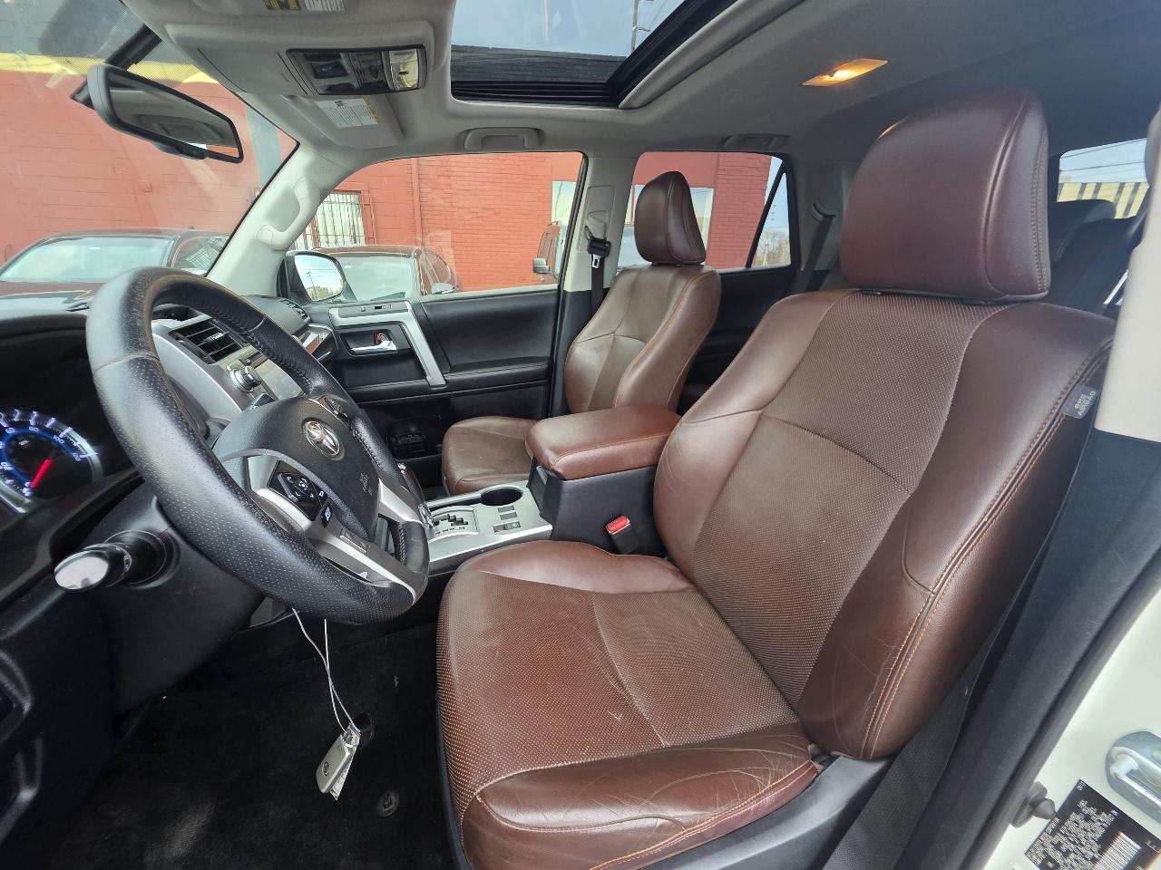 Toyota 4Runner SR5 4WD 2014