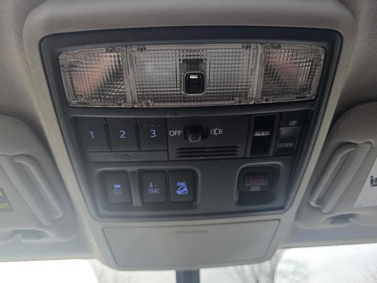 Toyota 4Runner SR5 4WD 2014