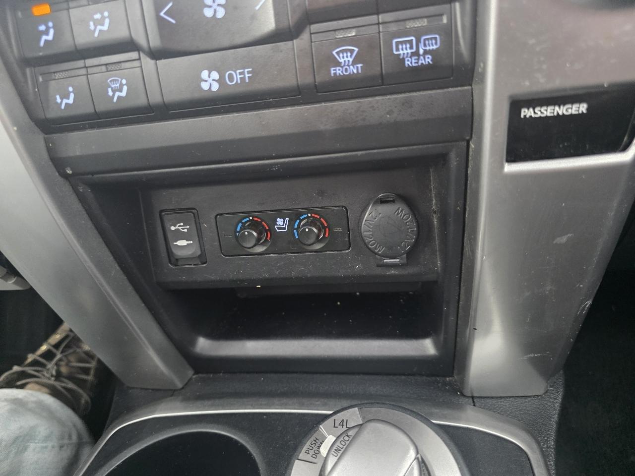 Toyota 4Runner SR5 4WD 2014