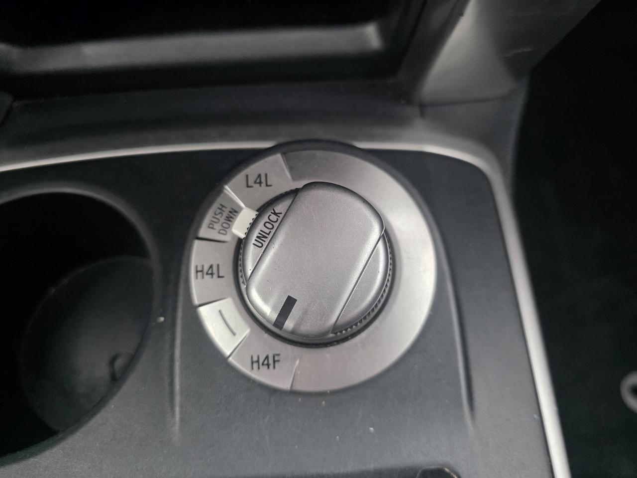 Toyota 4Runner SR5 4WD 2014