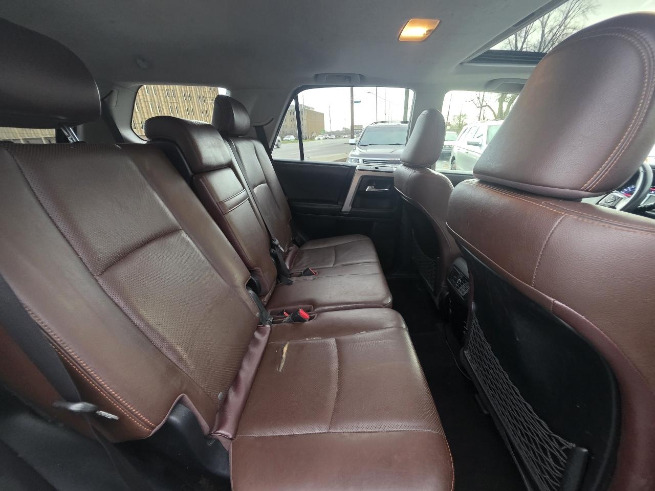 Toyota 4Runner SR5 4WD 2014