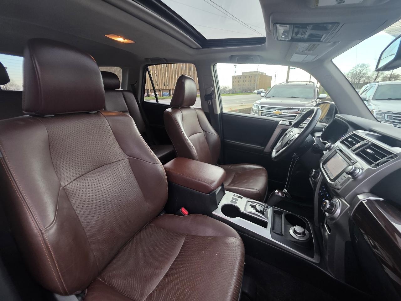 Toyota 4Runner SR5 4WD 2014