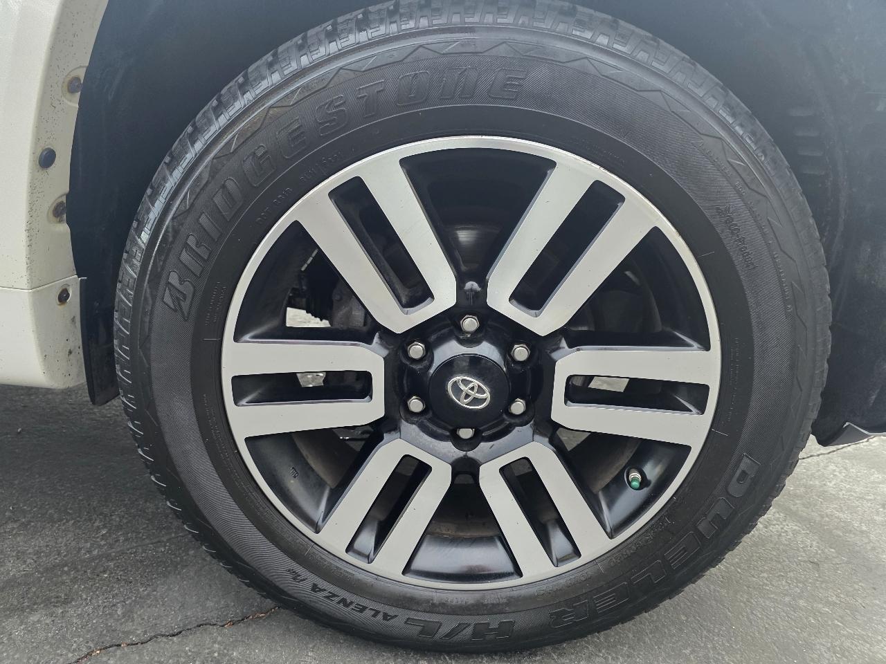 Toyota 4Runner SR5 4WD 2014