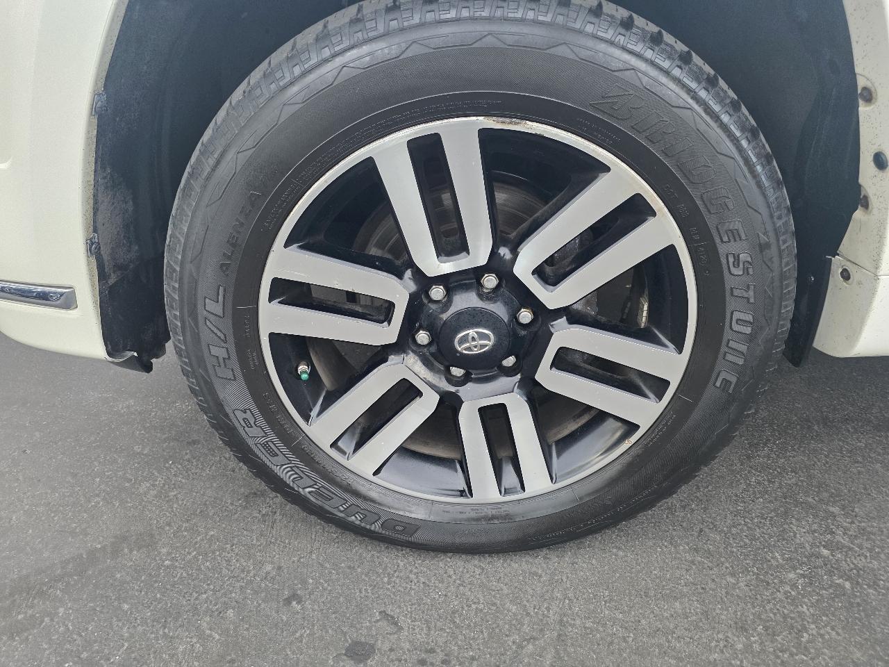 Toyota 4Runner SR5 4WD 2014