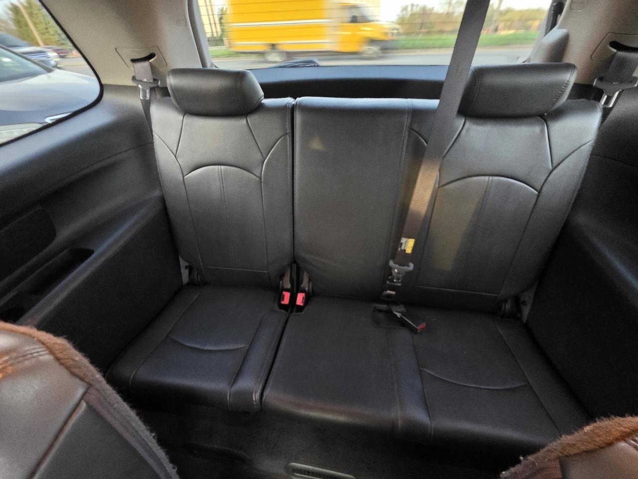 GMC Acadia SLT-1 FWD 2012