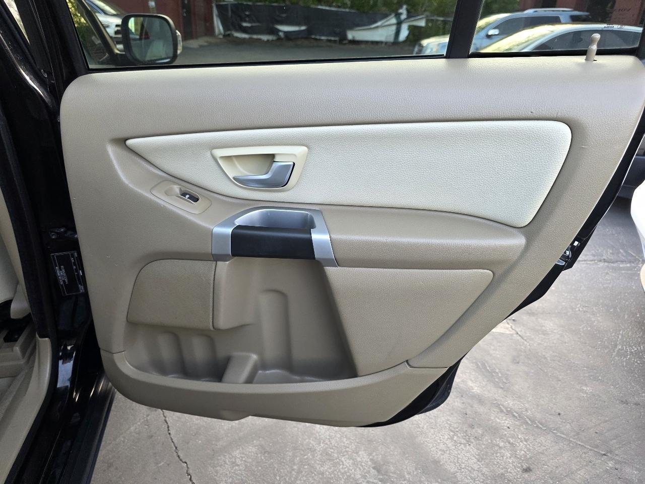 Volvo XC90 3.2 AWD 2011