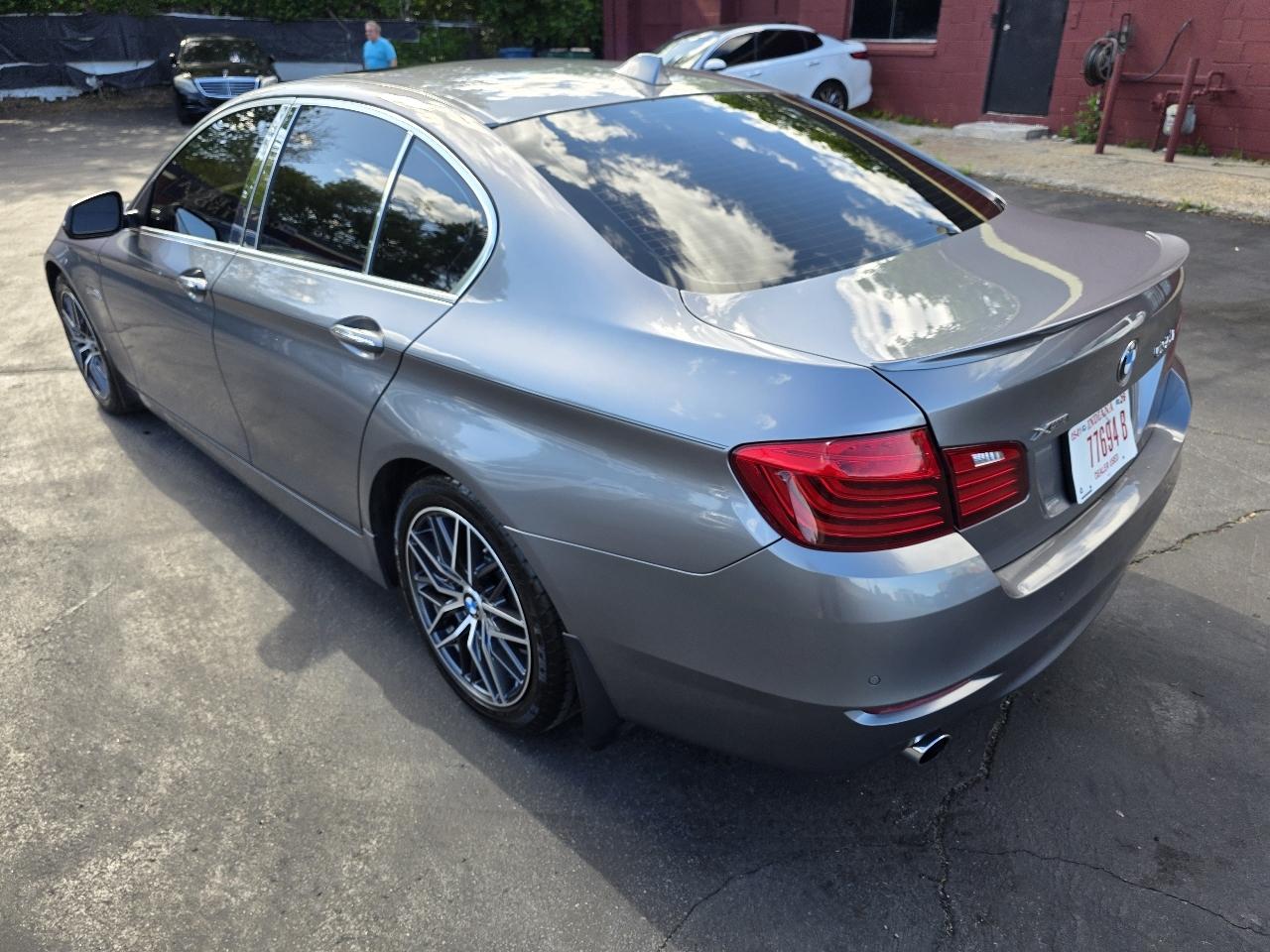 BMW 5-Series 535i xDrive 2016