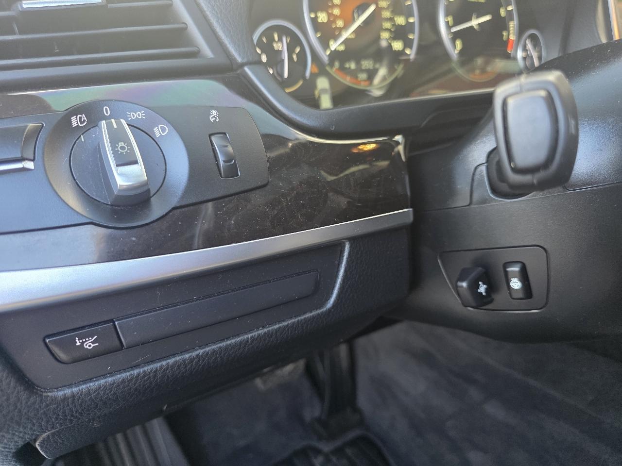 BMW 5-Series 535i xDrive 2016