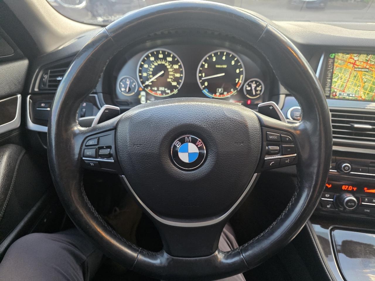 BMW 5-Series 535i xDrive 2016