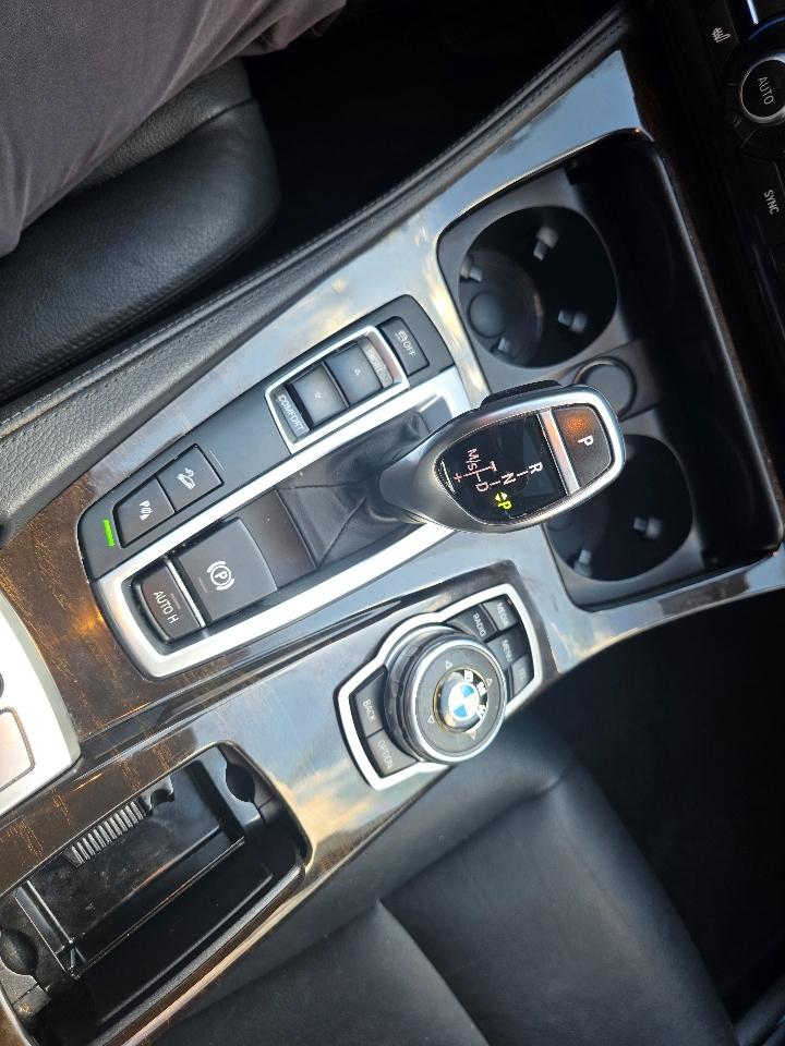 BMW 5-Series 535i xDrive 2016