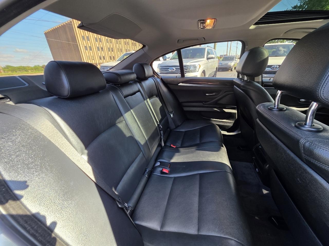 BMW 5-Series 535i xDrive 2016