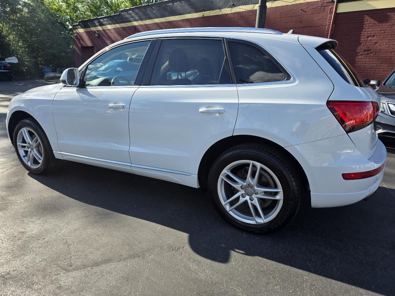 Audi Q5 2.0 quattro Premium 2013